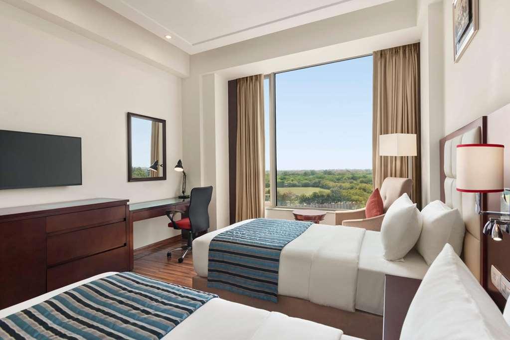 Ramada By Wyndham New Delhi Pitampura Hotel Szoba fotó